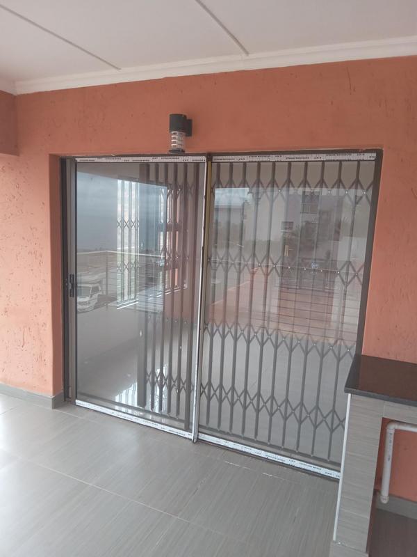 8 Bedroom Property for Sale in De Bakke Western Cape
